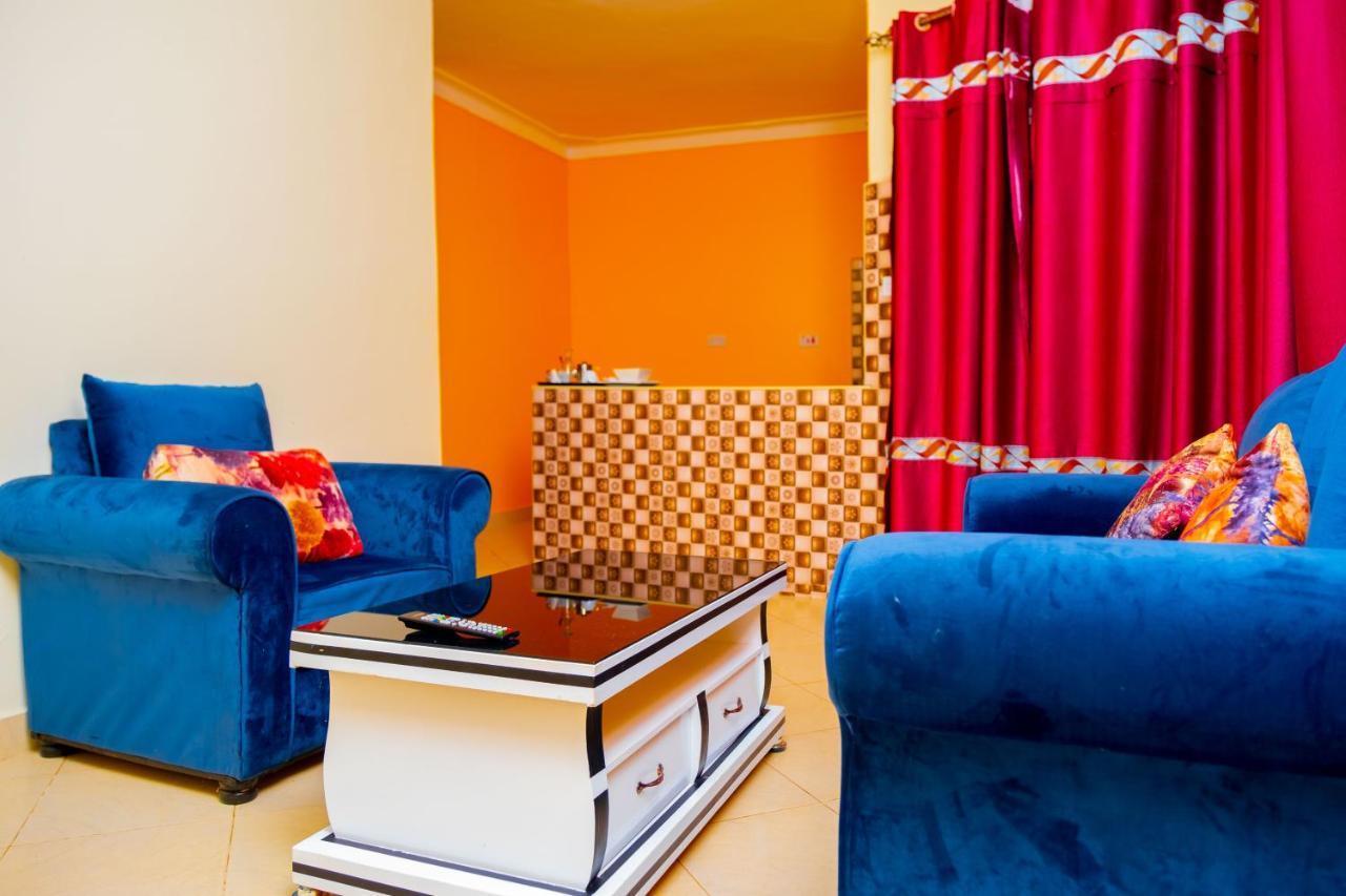 Airport Unique Hotel Entebbe Eksteriør bilde